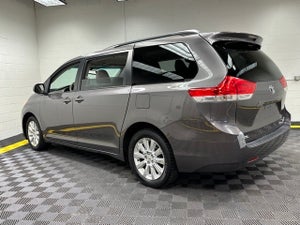 2011 Toyota Sienna LE AWD ONE OWNER!!